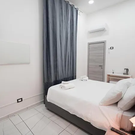 La Corte Dei Decumani בית הארחה